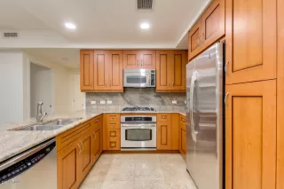 Photo #5: 6163370 Listing 