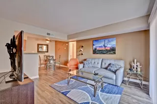 Photo #2: 6163441 Listing