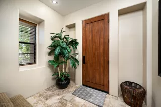 Photo #6: 6163588 Listing