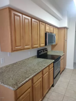 Photo #5: 6163640 Listing 