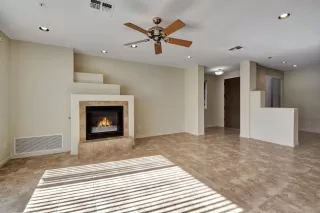 Photo #2: 6163805 Listing