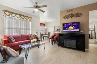 Photo #2: 6164178 Listing