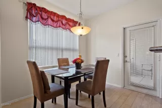 Photo #6: 6164178 Listing