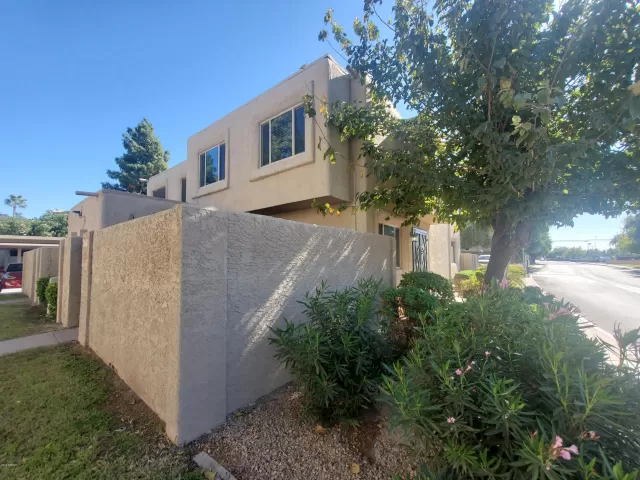 MLS: 6164418 Condo For Sale