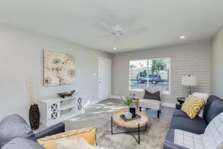 Photo #4: 6164425 Listing