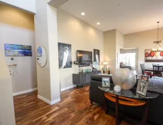 Photo #5: 6164674 Listing