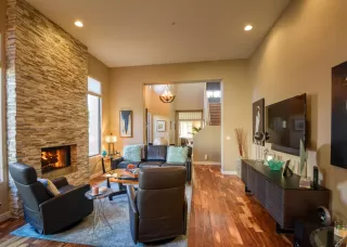Photo #6: 6164674 Listing