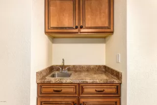 Photo #5: 6164681 Listing 