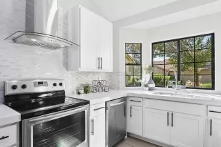 Photo #3: 6164733 Listing