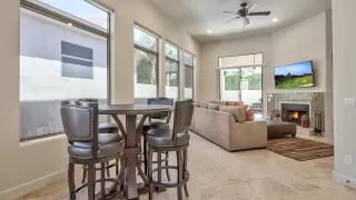 Photo #5: 6164819 Listing