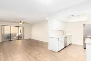 Photo #4: 6164986 Listing