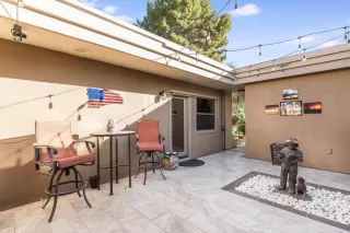 Photo #6: 6165004 Listing