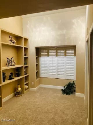 Photo #5: 6165037 Listing