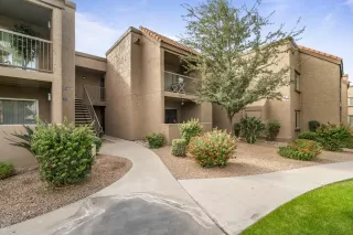 Photo #5: 6165048 Listing 