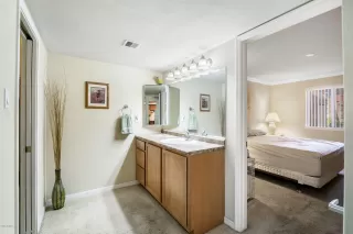 Photo #6: 6165048 Listing 
