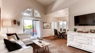 Photo #1: 6165128 Listing