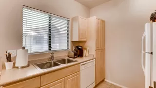 Photo #2: 6165128 Listing