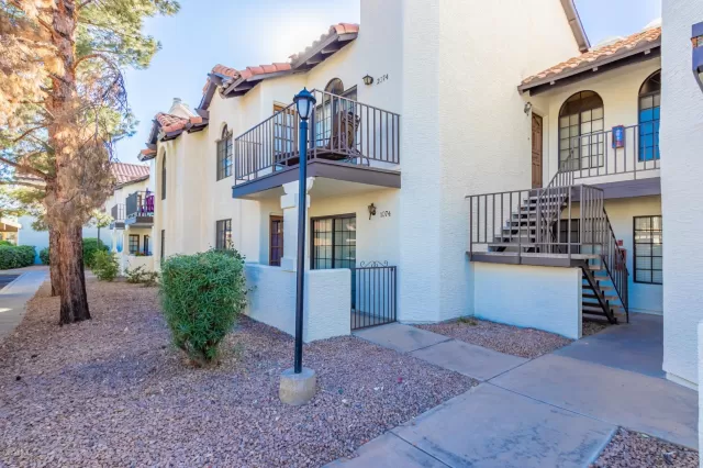 MLS: 6165129 Condo For Sale