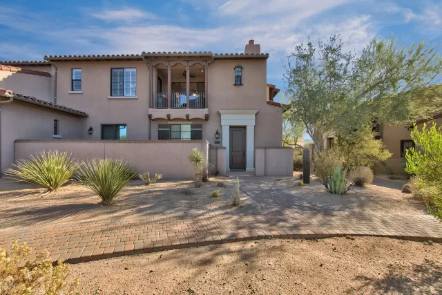 MLS: 6165398 Condo For Sale