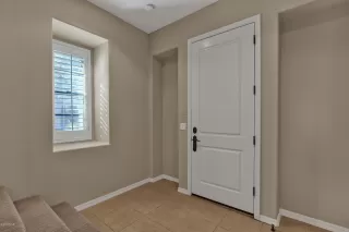 Photo #2: 6165398 Listing