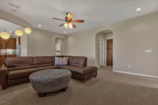 Photo #5: 6165398 Listing