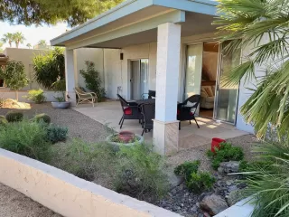 Photo #6: 6165510 Listing
