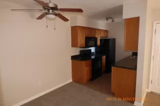 Photo #6: 6165626 Listing