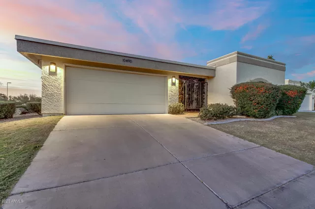 MLS: 6165811 Condo For Sale