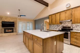 Photo #3: 6165811 Listing
