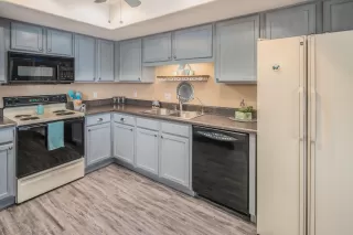 Photo #5: 6166310 Listing 