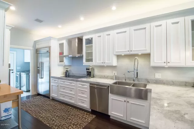 MLS: 6166723 Condo For Sale