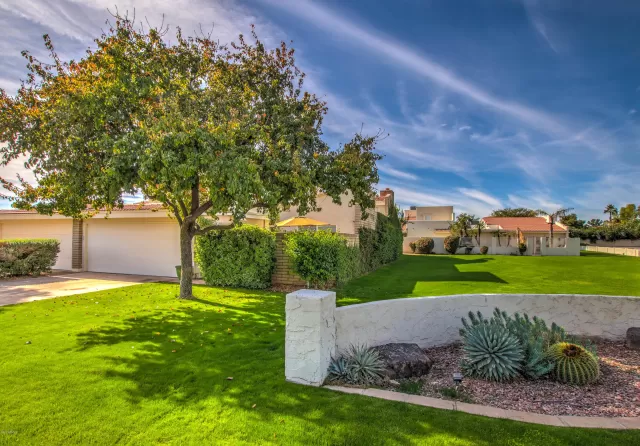 MLS: 6166728 Condo For Sale