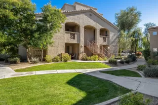 Photo #6: 6167045 Listing