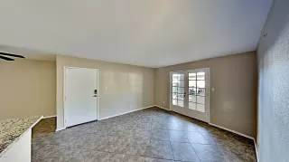 Photo #2: 6167118 Listing