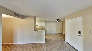 Photo #4: 6167118 Listing