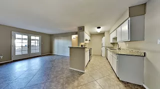 Photo #5: 6167118 Listing