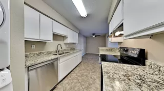 Photo #6: 6167118 Listing