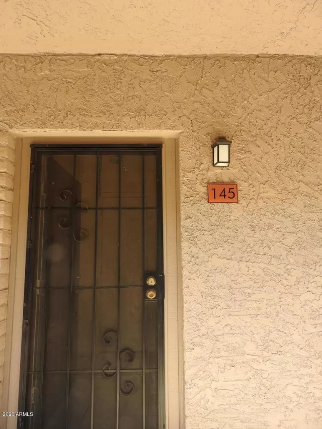MLS: 6167332 Condo For Sale