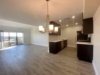 Photo #4: 6167384 Listing