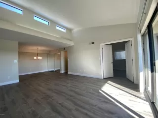 Photo #5: 6167384 Listing