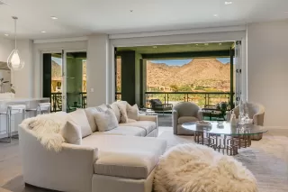 Photo #2: 6167510 Listing