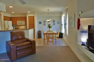 Photo #5: 6167681 Listing