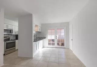 Photo #6: 6167839 Listing 