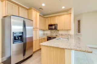 Photo #5: 6167895 Listing