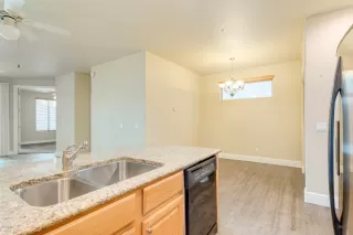 Photo #6: 6167895 Listing