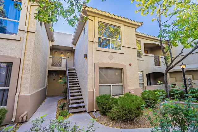 MLS: 6168000 Condo For Sale