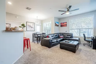 Photo #3: 6168000 Listing