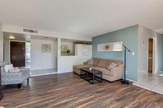Photo #6: 6168025 Listing