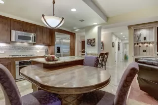 Photo #6: 6168082 Listing