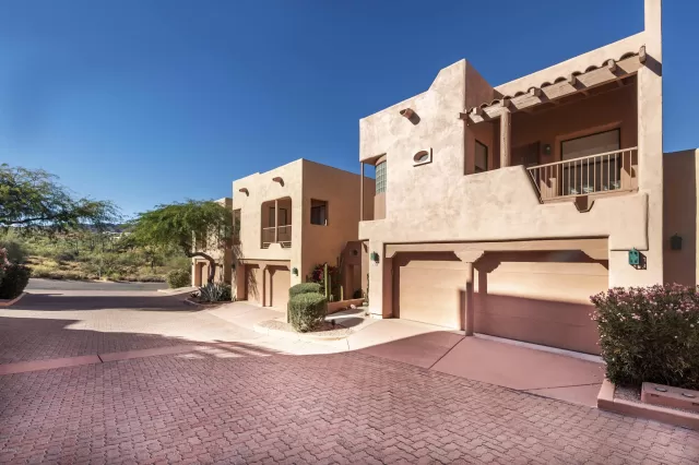 MLS: 6168253 Condo For Sale